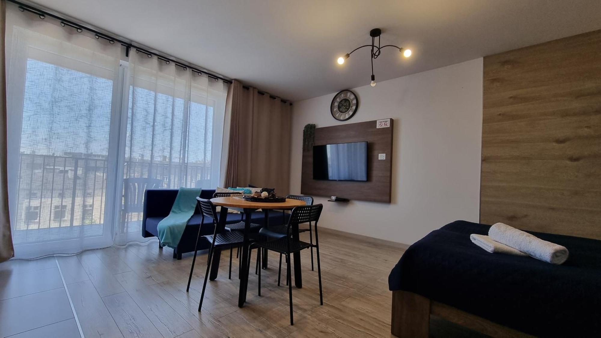 Appartement Q Apart Coral - Studio, Manufaktura, Parking Gratis, Tv Max, Fv, Gwarancja Zadowolenia à Łódź Extérieur photo